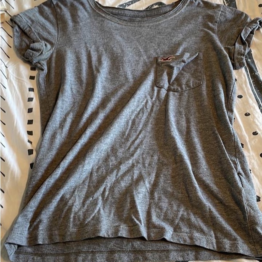 Hollister shirt- small
